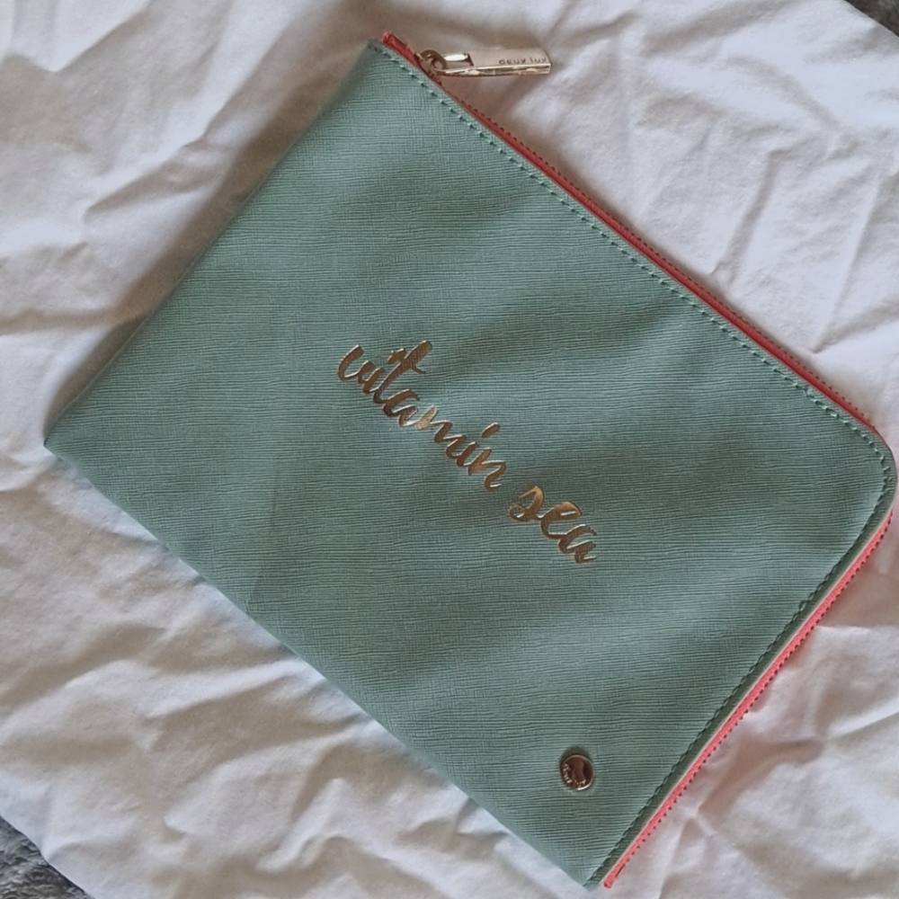 🩷3 FOR $15🩷DEUX LUX Pouch NWOT